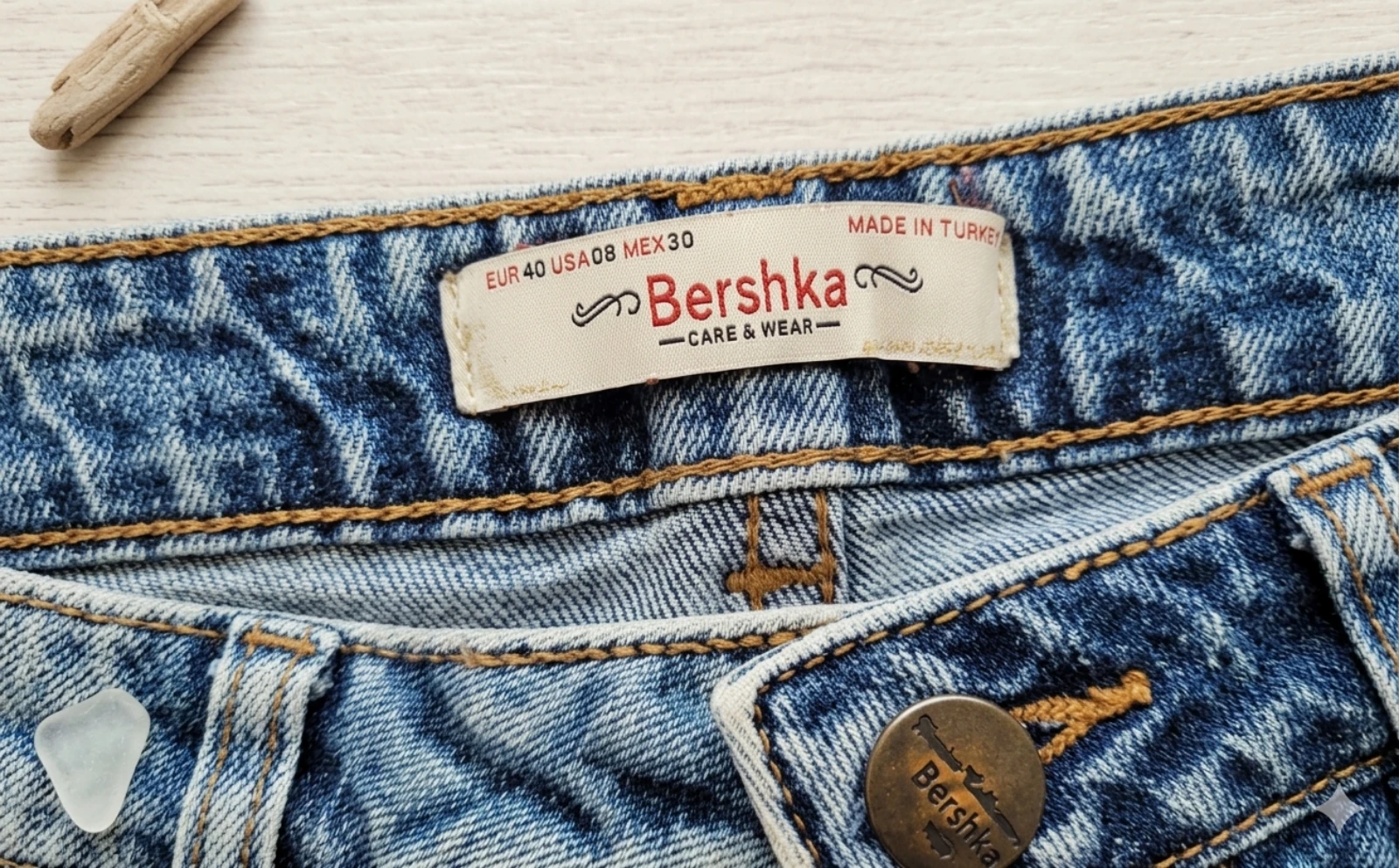 Shorts Vaqueros Desgastados Bershka - Tamanho 40 (M) – photo 3